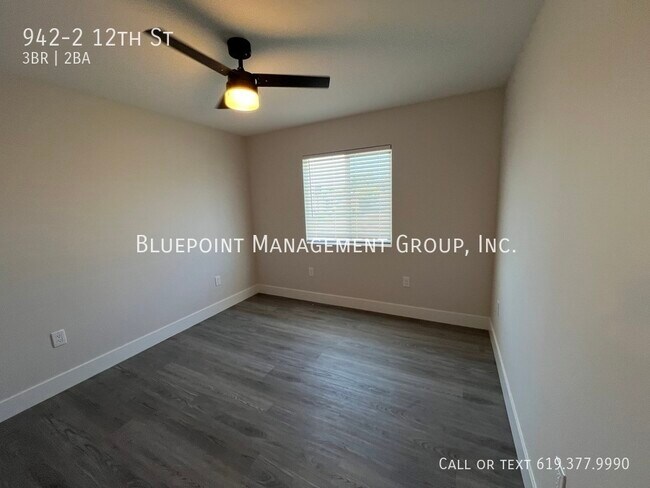 Building Photo - 942 12th St