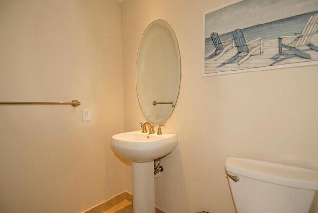 Building Photo - 4445 El Mar Dr