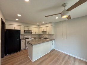 Building Photo - 12288 Drake St NW