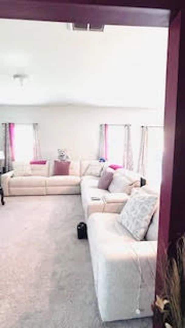 Building Photo - Modern Luxury in Winston-Salem