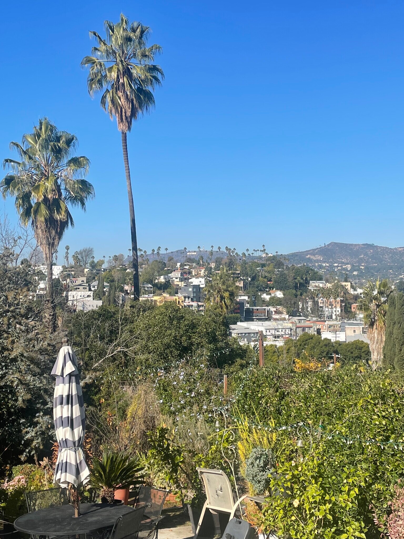 Building Photo - 837 N La Fayette Park Pl