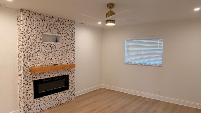 Building Photo - 8708 N Pawnee Ave