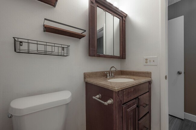 Building Photo - 13608 S Village #6204