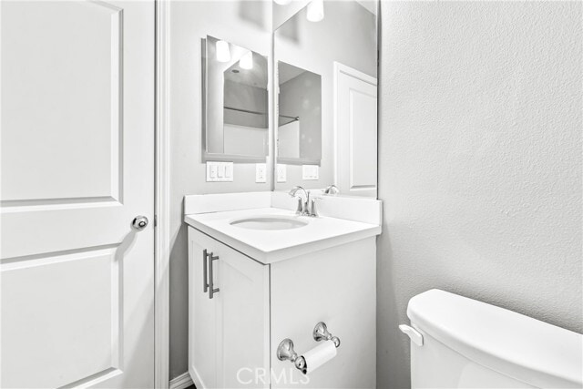 Building Photo - 6331 Pacific Wy