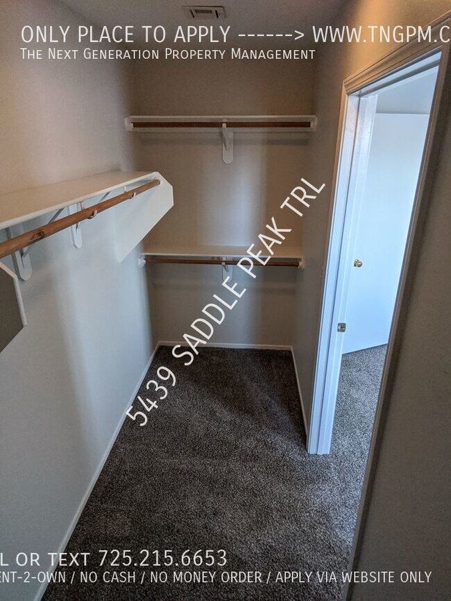 Building Photo - 5439 SADDLE PEAK TRL