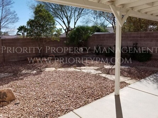 Building Photo - 5805 Briar Rose Ln