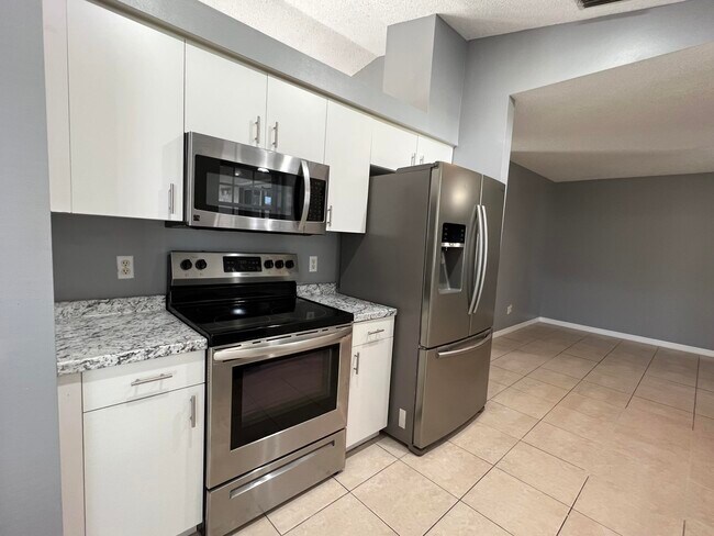 Building Photo - 1841 SW Angelico Ln