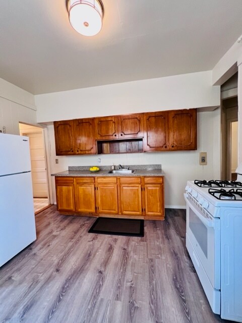 Building Photo - 31 Addison Ave