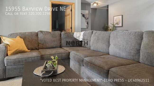 Building Photo - 15955 Bayview Dr NE