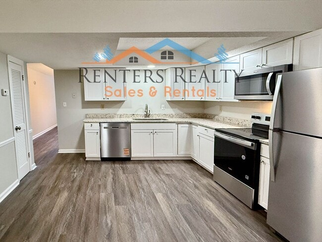 Primary Photo - 2 Bedroom Condo with Private Patio