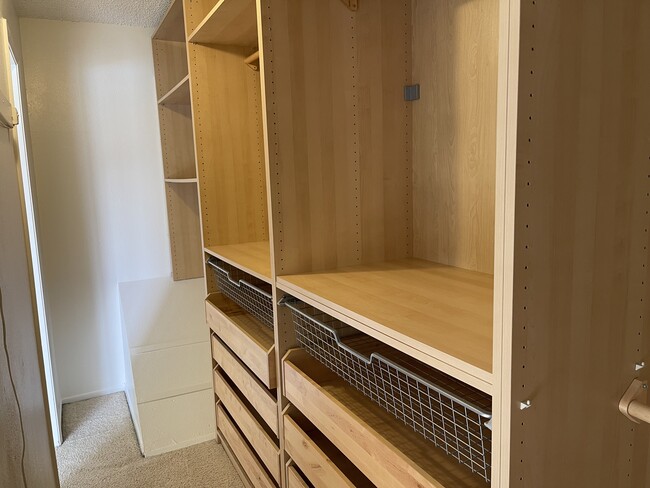 Building Photo - 12312 Sandy Rock St