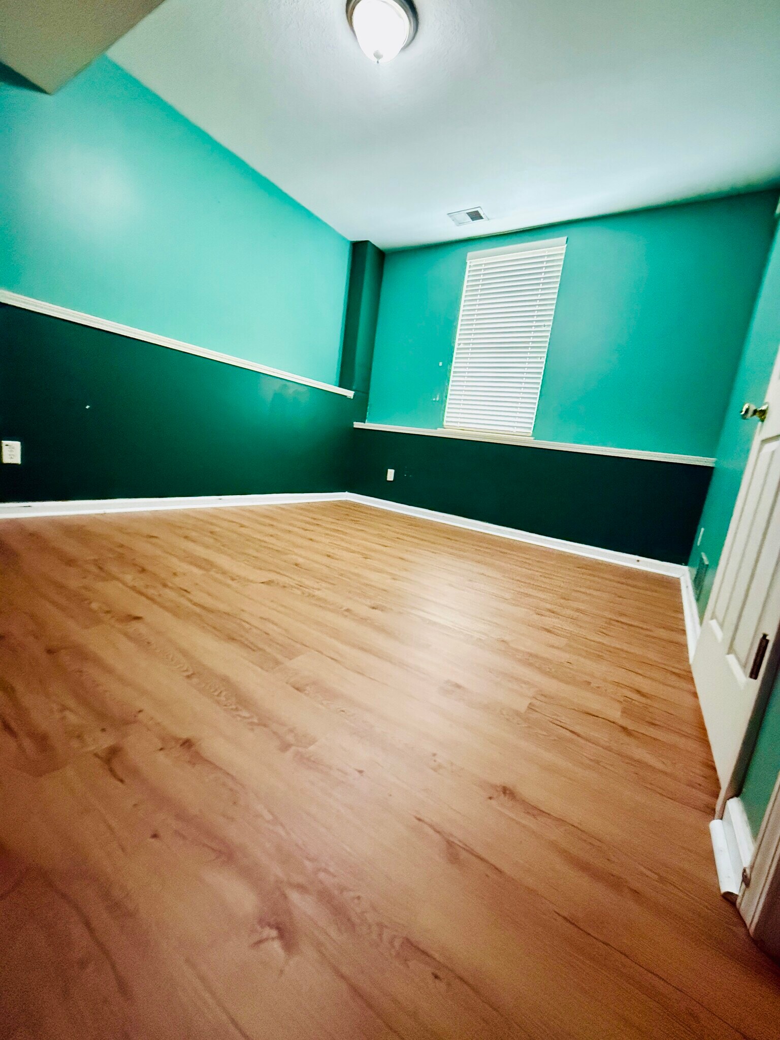 Building Photo - 7889 W 155th Pl