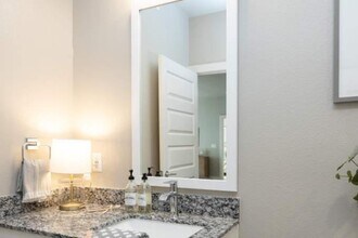 Building Photo - 3 bedroom in Austin TX 78737