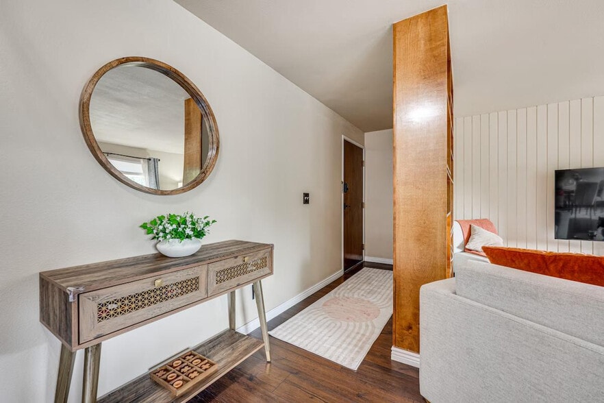 Building Photo - 3315 Chisholm Trail