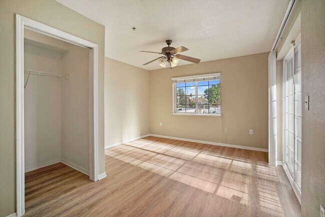 Building Photo - 325 W 700 N