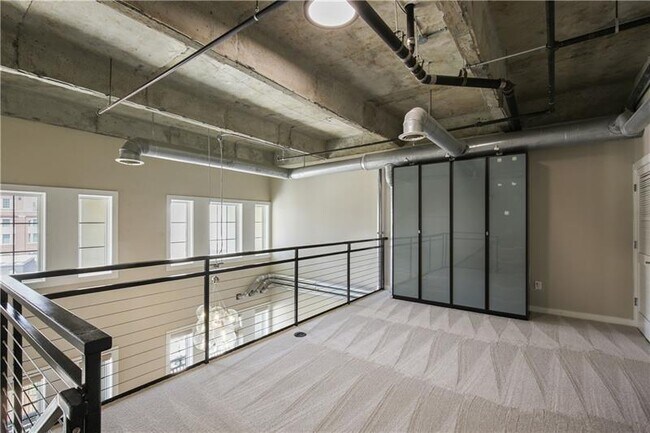 Building Photo - 232 19th St NW