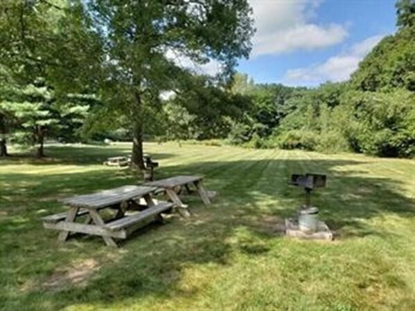 Building Photo - 24 Madrid Sq