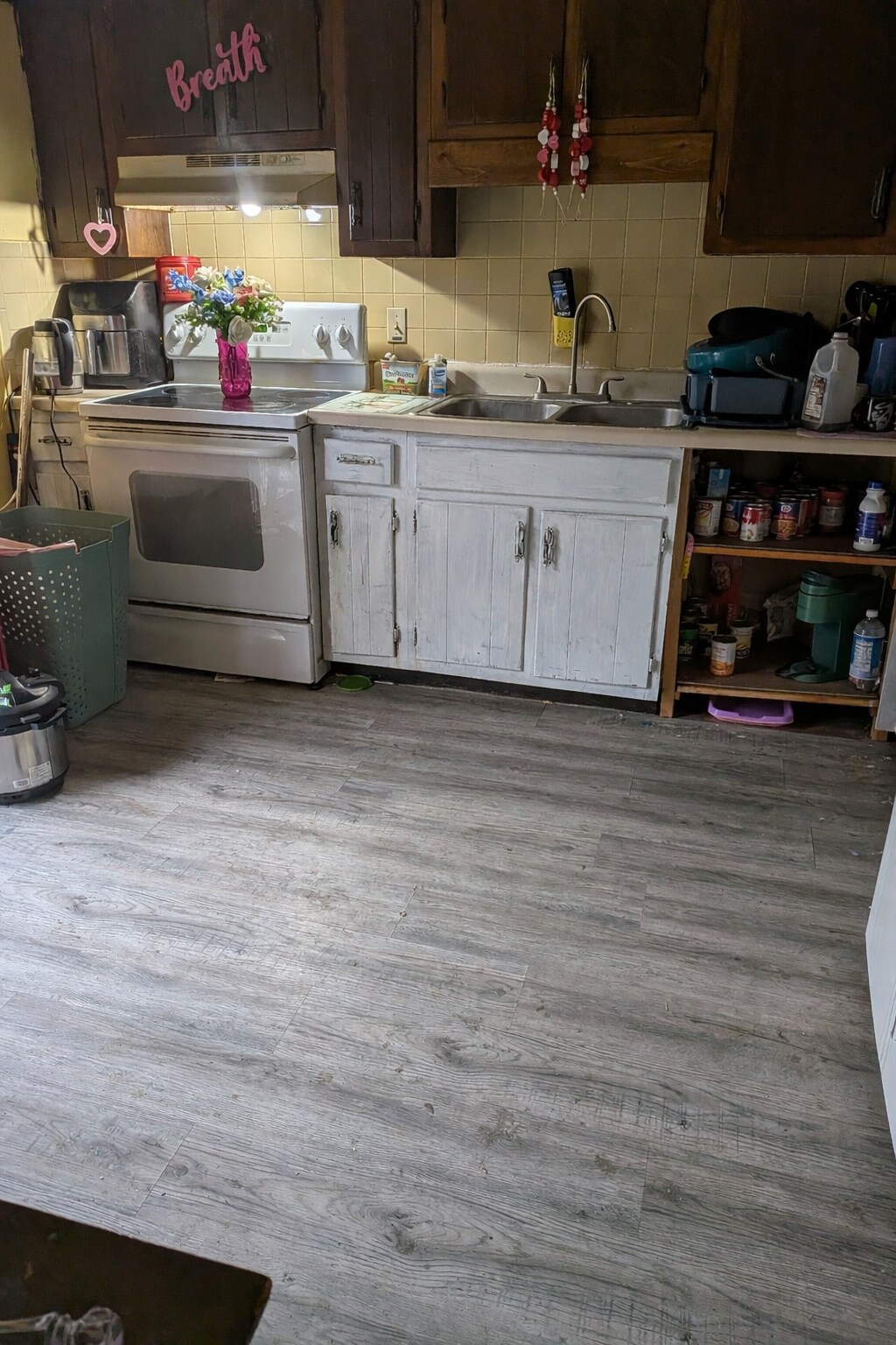 Building Photo - 1659 S Sonora Dr