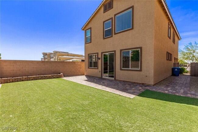 Building Photo - 8902 Bucco Reef Ave