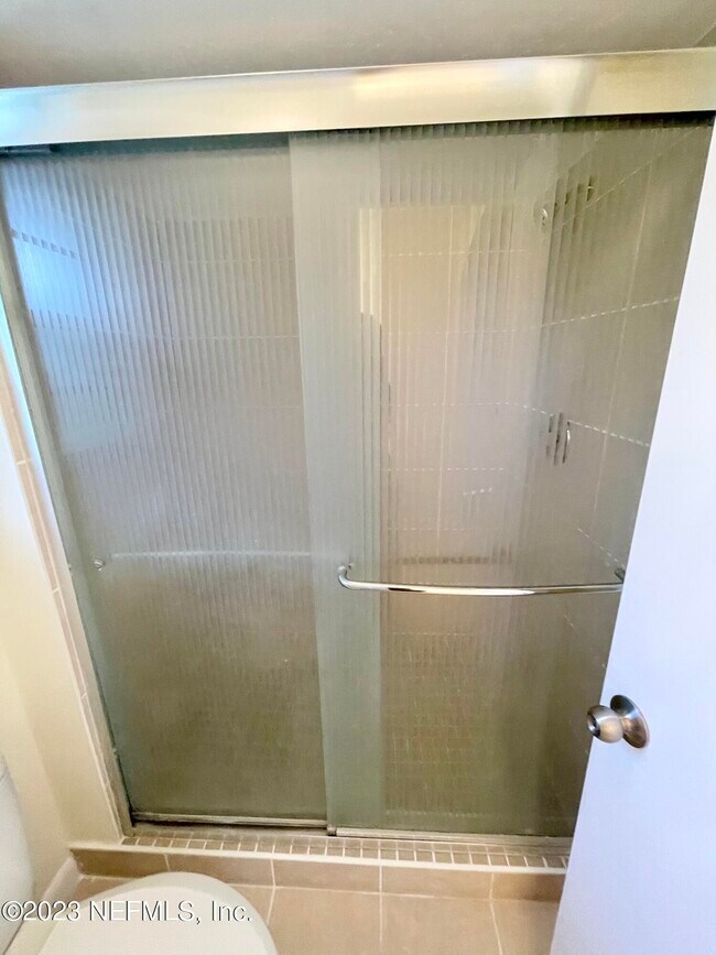 Building Photo - 5391 Golf Course Dr