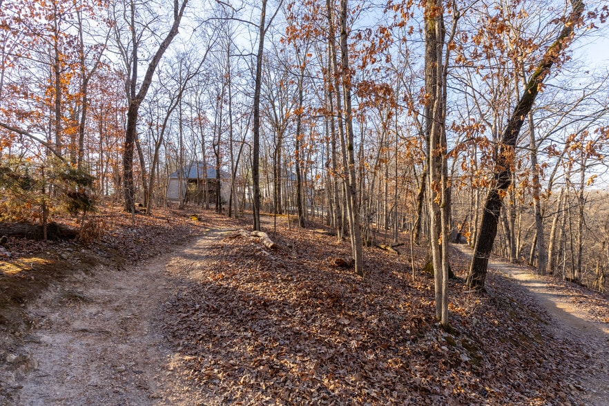 Building Photo - 1 Winchester Ln