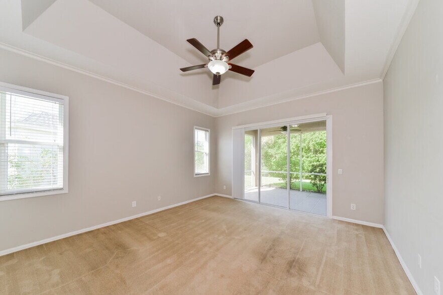 Building Photo - 6282 Rock Creek Cir