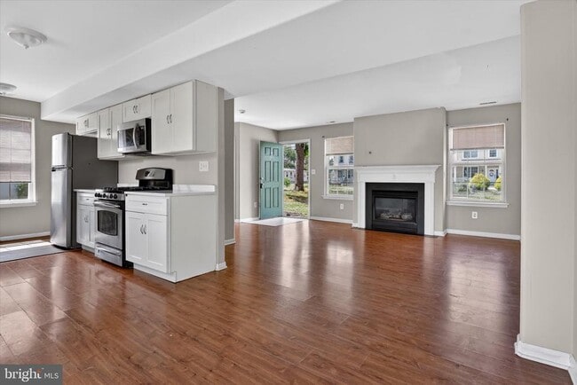 Building Photo - 507 S Fairview St