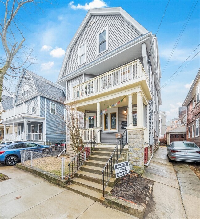 Building Photo - 81 Bristol Rd