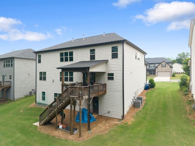 Building Photo - Stunning 6-Bed, 5-Bath home in Hudson Cove!