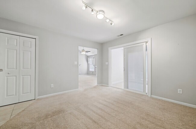 Building Photo - 901 Pine Mill Ct