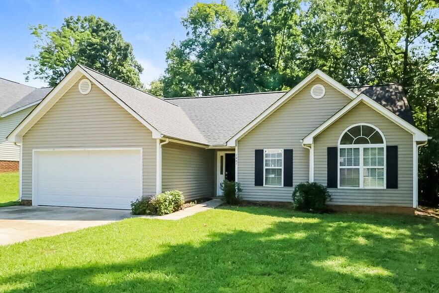 Building Photo - 7807 Lobilia Ln