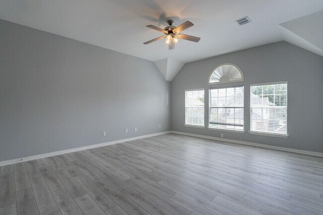 Building Photo - 7728 Saragosa Creek Dr