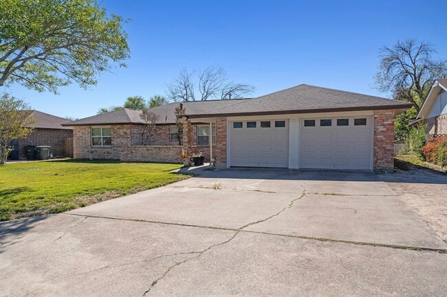 Building Photo - 131 Northill Dr