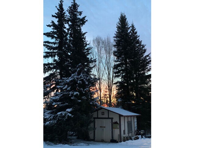 barn - 2279 Franklin St