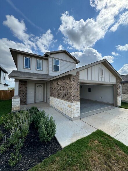 Building Photo - 11131 Hollinger Cir