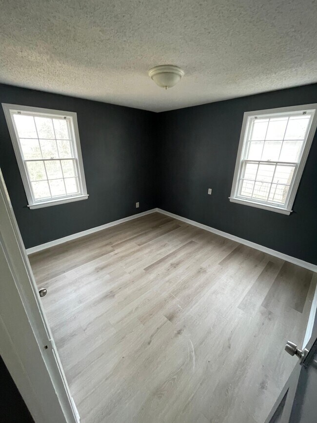 Building Photo - 1205 Bradbury Cove