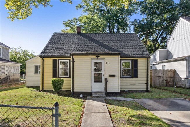 Building Photo - Downtown Newport News