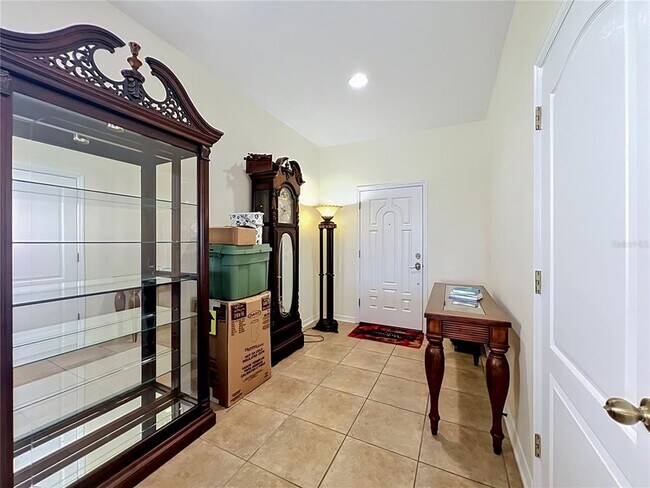 Building Photo - 2826 Oakville Pl