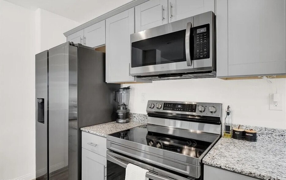 Building Photo - 2766 Atomic Tangerine Way