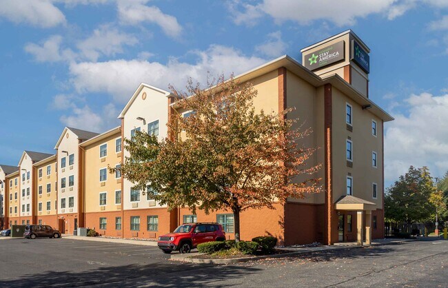 Building Photo - 9000 Tinicum Blvd