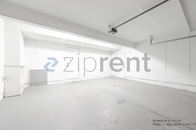 Building Photo - 7052 Devonna Rd