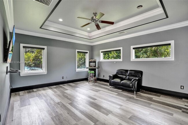 Building Photo - 5963 NW 75th Way