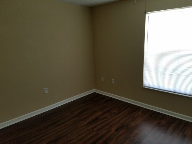 Building Photo - 3413 Martell St