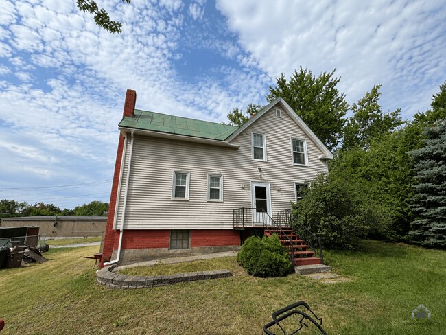 Building Photo - ? Your Next Home Awaits – 3 Bed, 1.5 Bath Single-Family Rental!