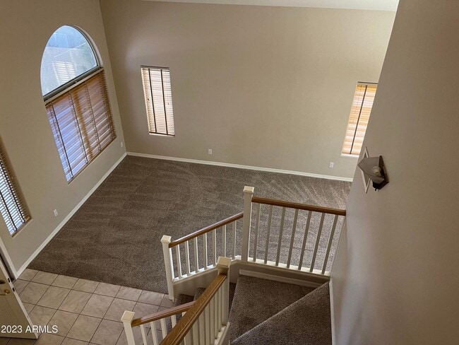 Building Photo - 1321 N Palmsprings Dr