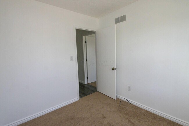 Building Photo - 1080 Arapaho Ave