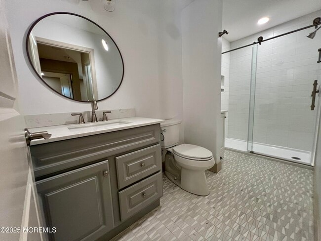 Building Photo - 7-1 Seattle Ct