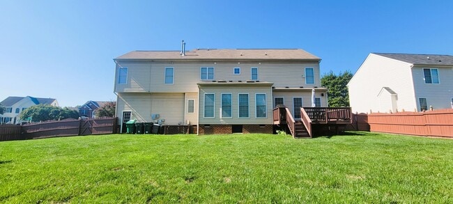 Building Photo - Stately brick front contemporary on huge c...