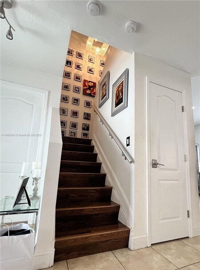 Building Photo - 12406 NW 7th Ln