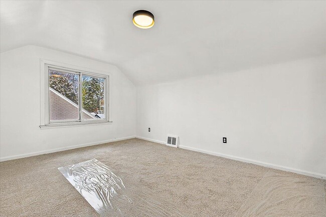 Building Photo - 6106 Oldtown St